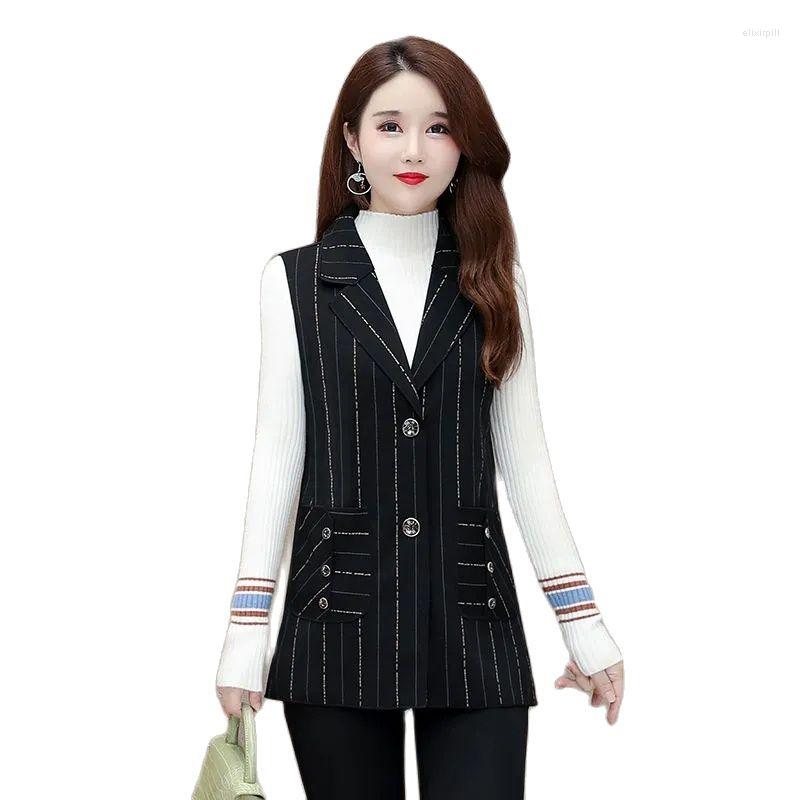 Women's Vests 2023 Spring Autumn Vest Women's Waistcoat Top Middle Aged Mom Short Suit Jacket Elegant Casual Stripe Female 6XL, White pinstripes
Women's Vests 2023 Spring Autumn Vest Women's Waistcoat Top Middle Aged Mom Short Suit Jacket Elegant Casual Stripe Female 6XL, White pinstripes