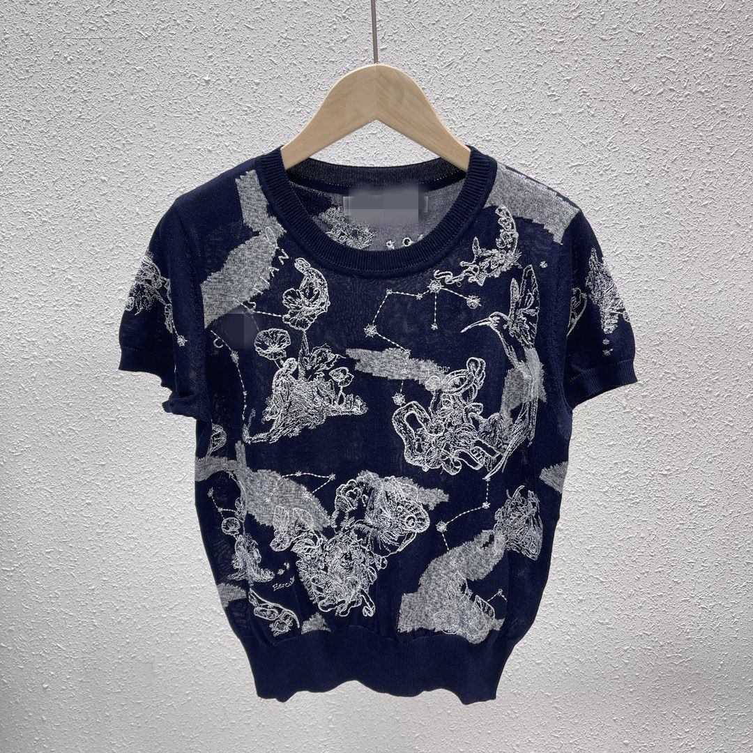 2023 Blue Floral Print Women' Pullover Brand Same Style Women' Sweaters DH65
2023 Blue Floral Print Women' Pullover Brand Same Style Women' Sweaters DH65