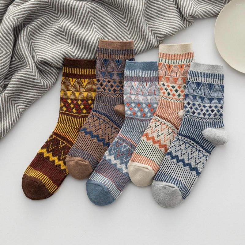 Women Socks 2023 Winter Man Thick Warm Wool Retro Style High Quality 5 Pairs Set Couple Models Free Size
Women Socks 2023 Winter Man Thick Warm Wool Retro Style High Quality 5 Pairs Set Couple Models Free Size
