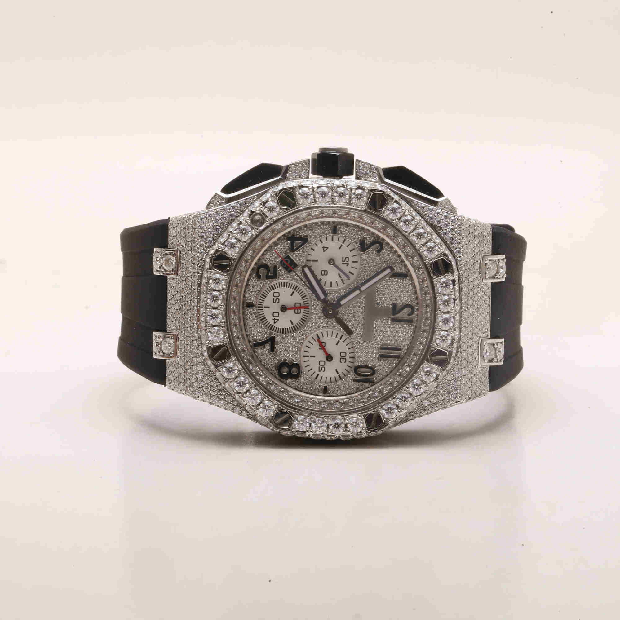 Wristwatches Luxury Custom Bling Iced Out Watches White Gold Plated Moiss anite Diamond Watchess 5A high quality replication Mechanical OXOG
Wristwatches Luxury Custom Bling Iced Out Watches White Gold Plated Moiss anite Diamond Watchess 5A high quality replication Mechanical OXOG