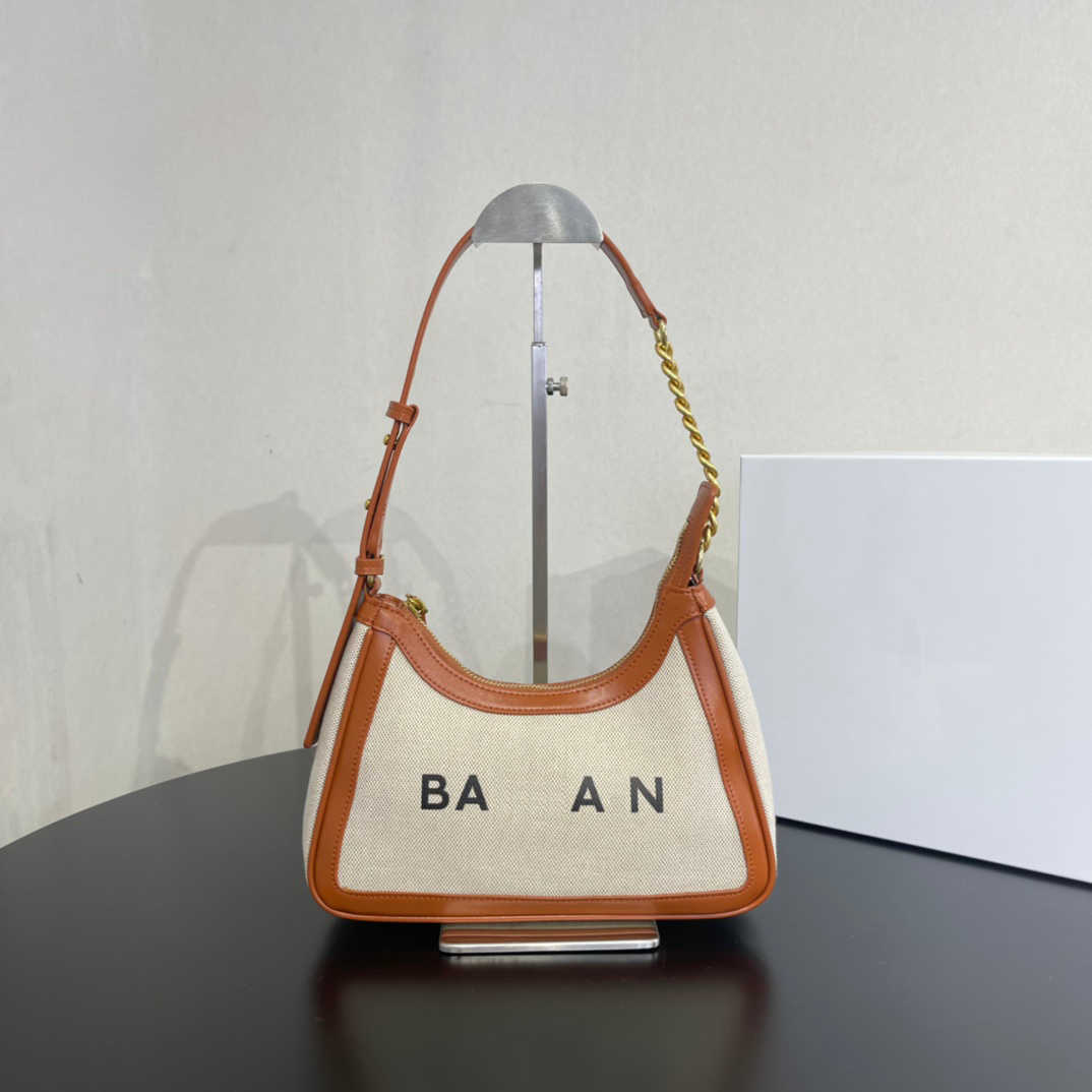 HOT Handbags BalmBAG Designer Bag Women Chain Luxury Bag Canvas Crossbody Bag Shoulder Handbag Womens Fashion Multifunctional Purses Ladies Totes 221223, Bbp02 23x12x7cm
HOT Handbags BalmBAG Designer Bag Women Chain Luxury Bag Canvas Crossbody Bag Shoulder Handbag Womens Fashion Multifunctional Purses Ladies Totes 221223, Bbp02 23x12x7cm