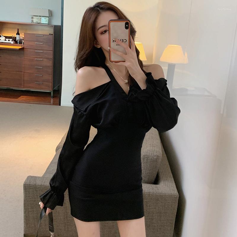 Casual Dresses Fashion Women Vintage Sexy Halter Off Shoulder Mini Party Dress Elegant Street Clothes Black Short Beach Female
Casual Dresses Fashion Women Vintage Sexy Halter Off Shoulder Mini Party Dress Elegant Street Clothes Black Short Beach Female