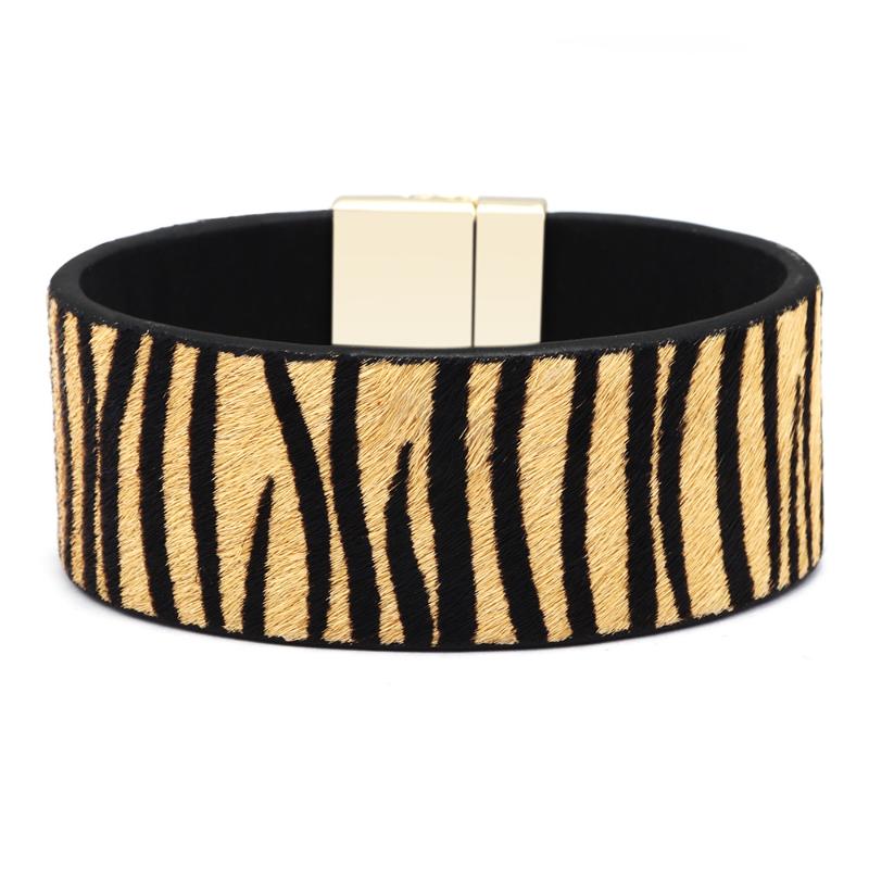 Link Bracelets Zebra Women Bangle Fashion Leopard Animal Wide Leather Vintage Male Homme Jewelry Accessories Chain
Link Bracelets Zebra Women Bangle Fashion Leopard Animal Wide Leather Vintage Male Homme Jewelry Accessories Chain