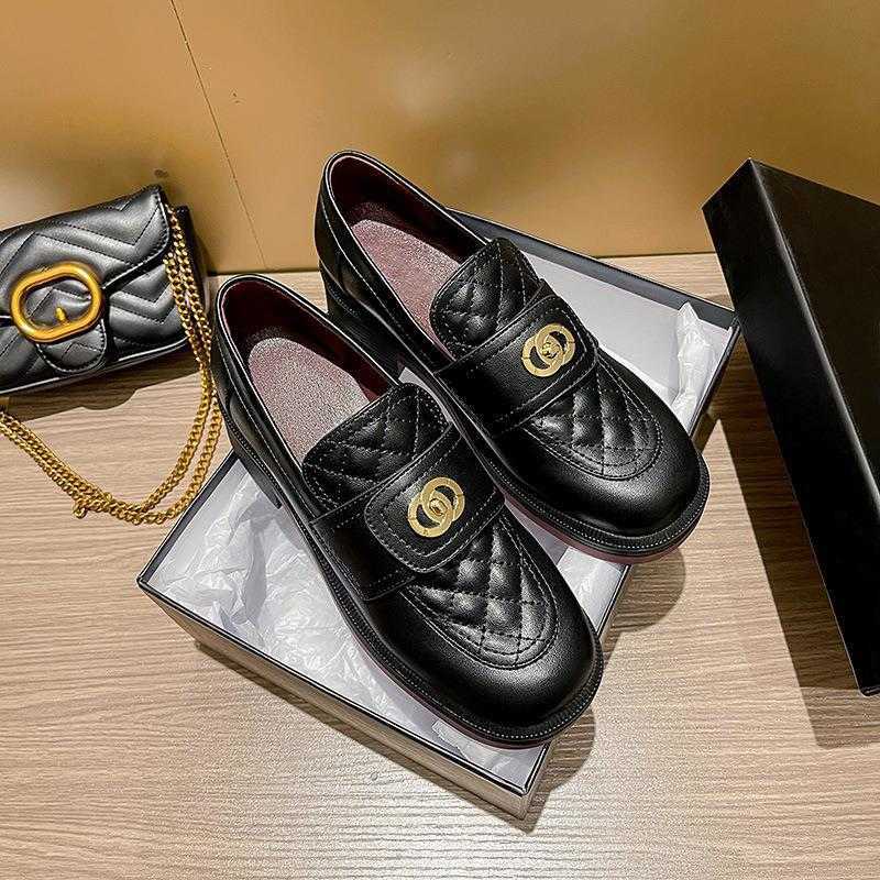 Designer Shoes Autumn and winter 2023 New British style thick soled high small leather shoes for women, Black2
Designer Shoes Autumn and winter 2023 New British style thick soled high small leather shoes for women, Black2