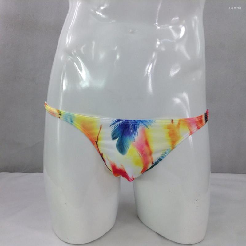 Underpants Mens String Bikini Stripe Jersy Nylon Spandex G3774 Narrow Waist Prints Beige Ground, Feather colors
Underpants Mens String Bikini Stripe Jersy Nylon Spandex G3774 Narrow Waist Prints Beige Ground, Feather colors