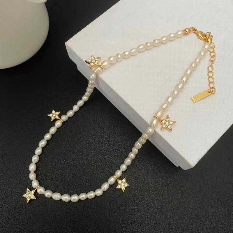 Pendant Necklaces Minority Design Light Luxury Fashion High-end Simple And Versatile Natural Freshwater Pearl Star Necklace
Pendant Necklaces Minority Design Light Luxury Fashion High-end Simple And Versatile Natural Freshwater Pearl Star Necklace