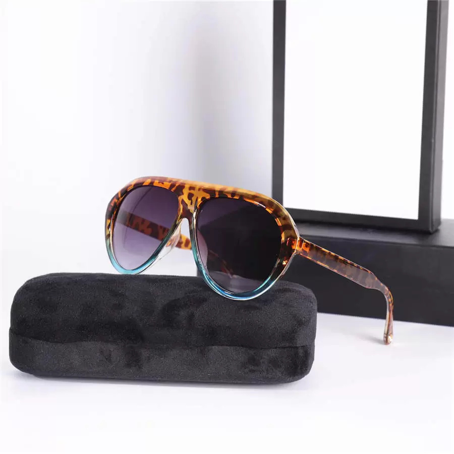 Designer Sunglasses with Letter G (ucc) Brand Sun Glasses Women Men Summer Eyewear Sunglass Black Grey Adumbrals Beach Sunglass 5 colors with Exquisite packing box
Designer Sunglasses with Letter G (ucc) Brand Sun Glasses Women Men Summer Eyewear Sunglass Black Grey Adumbrals Beach Sunglass 5 colors with Exquisite packing box