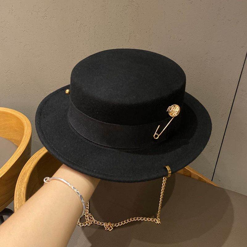 Wide Brim Hats Pin Top Women Fedoras Hat Female British Vintage Autumn Winter Wool Flat Cap Socialite Jazz Fedora Europe Wild Chain, Black
Wide Brim Hats Pin Top Women Fedoras Hat Female British Vintage Autumn Winter Wool Flat Cap Socialite Jazz Fedora Europe Wild Chain, Black