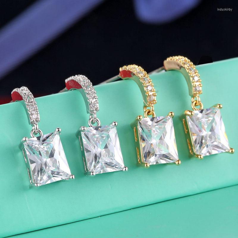 Hoop Earrings Lady Sparkles Small Square 3A Zircon High Quality Classic Simple Temperament Jewelry
Hoop Earrings Lady Sparkles Small Square 3A Zircon High Quality Classic Simple Temperament Jewelry