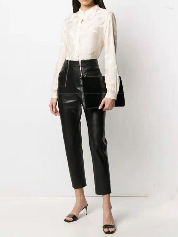 Women's Blouses Silk Mulberry Satin Simple Three-dimensional Vivid Elegant Glossy Long-sleeved Shirt, Beige
Women's Blouses Silk Mulberry Satin Simple Three-dimensional Vivid Elegant Glossy Long-sleeved Shirt, Beige