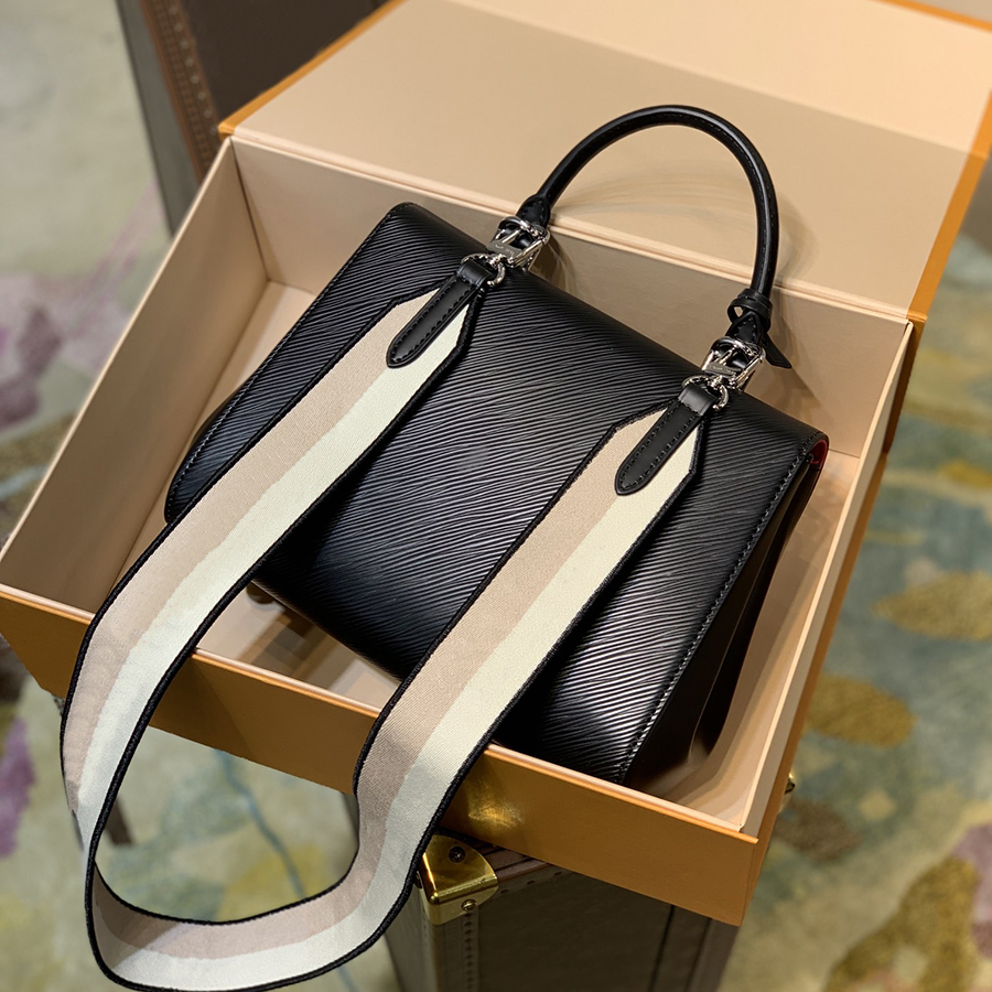 High Imitation Designer Shoulder Bag CLUNY 20CM Genuine leather HandBag M58925 With Box ZL072
High Imitation Designer Shoulder Bag CLUNY 20CM Genuine leather HandBag M58925 With Box ZL072
