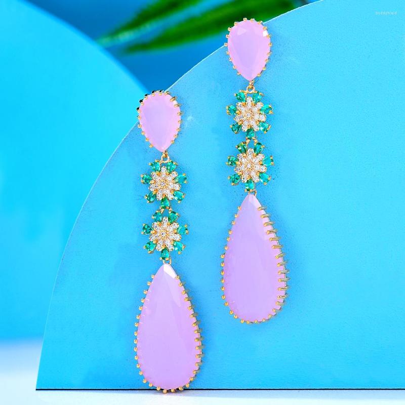 Dangle Earrings Soramoore Luxury Romantic Sweet Pink Waterdrop Pendant For Women Girls Geometric Nigerian Wedding Gift
Dangle Earrings Soramoore Luxury Romantic Sweet Pink Waterdrop Pendant For Women Girls Geometric Nigerian Wedding Gift