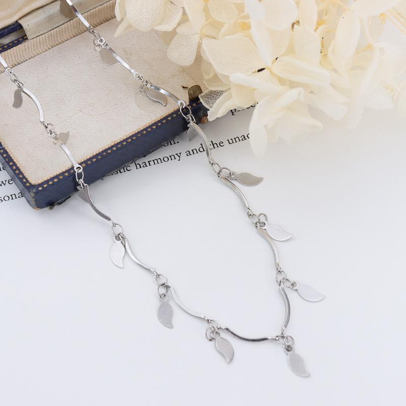 Chains Irregular Chain Leaves Tassel Geometric Necklace Temperament Light Luxury Style Jewelry 2023Chains
Chains Irregular Chain Leaves Tassel Geometric Necklace Temperament Light Luxury Style Jewelry 2023Chains