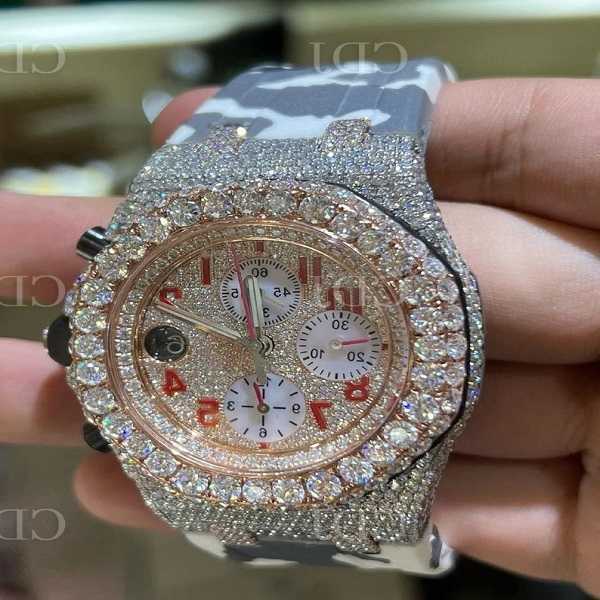 Wristwatches Luxury Custom Bling Iced Out Watches White Gold Plated Moiss anite Diamond Watchess 5A high quality replication Mechanical OM40, Silver 
Wristwatches Luxury Custom Bling Iced Out Watches White Gold Plated Moiss anite Diamond Watchess 5A high quality replication Mechanical OM40, Silver