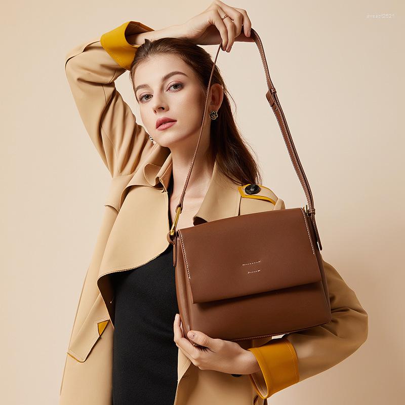 Evening Bags Bag 2023 Women's Messenger Leather Commuter Shoulder Fashion Versatile Postman Armpit
Evening Bags Bag 2023 Women's Messenger Leather Commuter Shoulder Fashion Versatile Postman Armpit