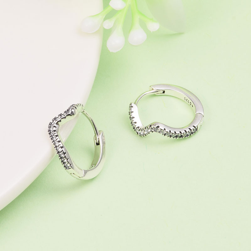 925 Sterling Silver Hoop Earrings Sparkling Wave Earrings Fits European Pandora Style Jewelry Fashion Earrings
925 Sterling Silver Hoop Earrings Sparkling Wave Earrings Fits European Pandora Style Jewelry Fashion Earrings