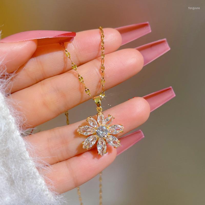 Pendant Necklaces OIMG 316L Stainless Steel Cute Romantic Flower Full Zircon Necklace For Women Korean Fashion Female Wedding Jewelry
Pendant Necklaces OIMG 316L Stainless Steel Cute Romantic Flower Full Zircon Necklace For Women Korean Fashion Female Wedding Jewelry