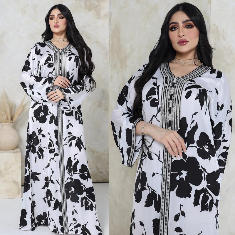Ethnic Clothing Muslim Abayas For Women Dubai 2023 Black & White Print Robe Femme Musulman Middle East Arab Islamic Loose Women's
Ethnic Clothing Muslim Abayas For Women Dubai 2023 Black & White Print Robe Femme Musulman Middle East Arab Islamic Loose Women's