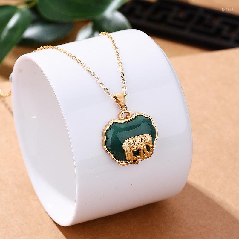 Pendant Necklaces Chinese Style Ancient Gold-Plated Inlaid Hetian Jade Elephant Auspicious Lucky Court Han Clothing 
Pendant Necklaces Chinese Style Ancient Gold-Plated Inlaid Hetian Jade Elephant Auspicious Lucky Court Han Clothing