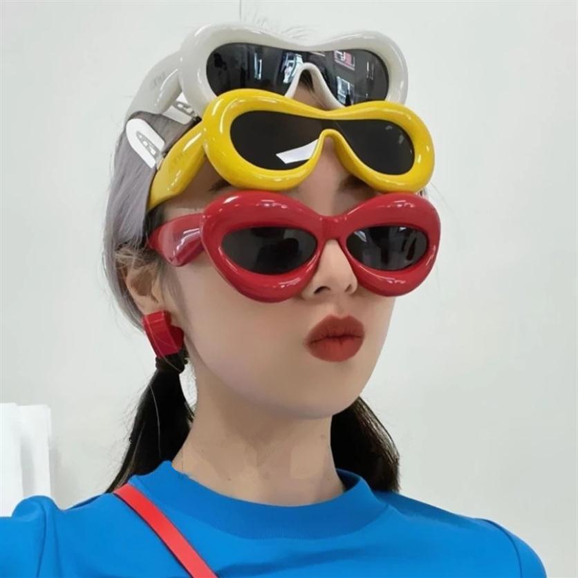 New Red Lip Shape Y2K Sunglasses For Women New Fashion Candy Color Yellow Pink Sun Glasses Men Sexy Cool Hip Hop Eyewear253i
New Red Lip Shape Y2K Sunglasses For Women New Fashion Candy Color Yellow Pink Sun Glasses Men Sexy Cool Hip Hop Eyewear253i