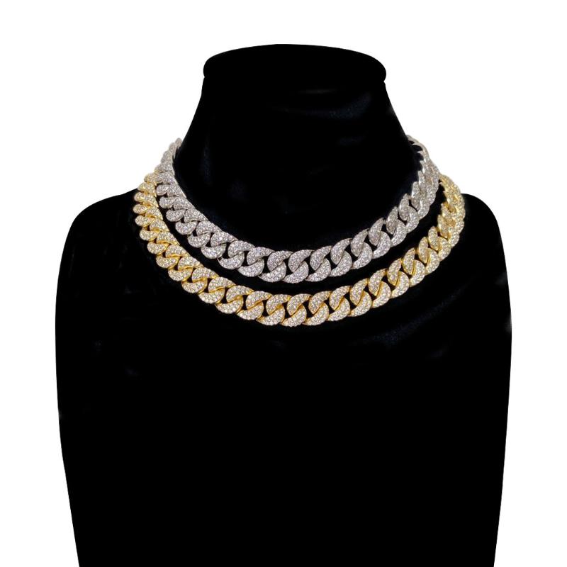 Chains Sell Heavy Iced Out Zircon Miami Cuban Link Necklace Choker Bling Hip Hop Jewelry For Men WomenChains
Chains Sell Heavy Iced Out Zircon Miami Cuban Link Necklace Choker Bling Hip Hop Jewelry For Men WomenChains