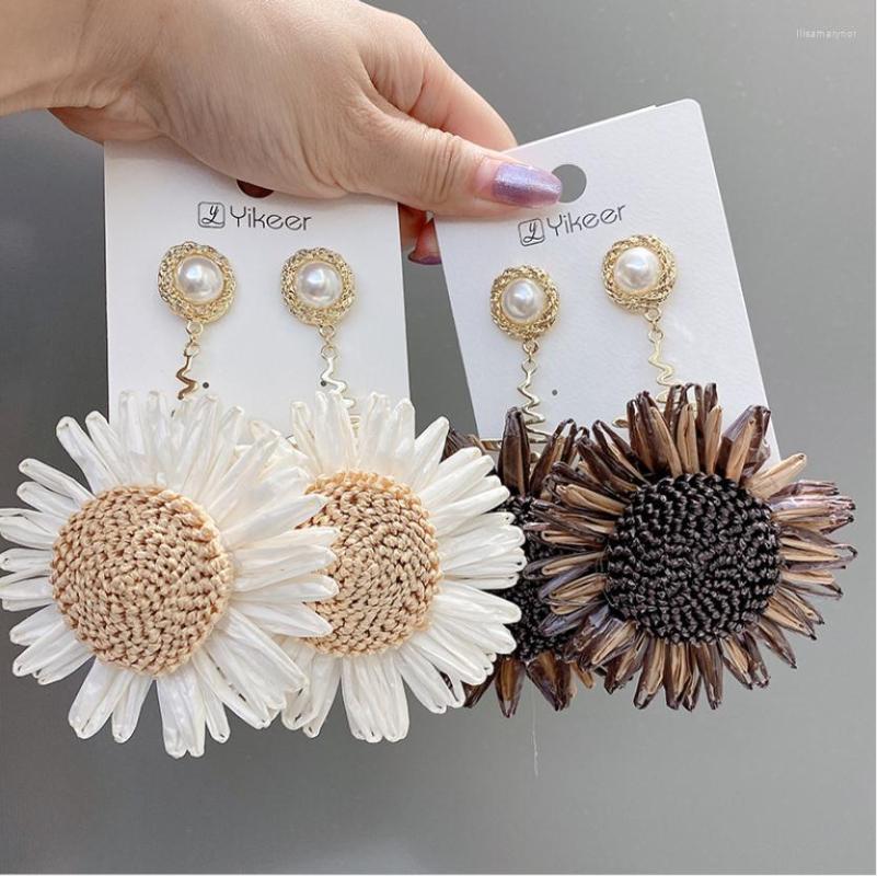 Dangle Earrings 925 Silver Needle Exaggerated Handmade Woven Sunflower For Women's Fashion Spring Jewelry
Dangle Earrings 925 Silver Needle Exaggerated Handmade Woven Sunflower For Women's Fashion Spring Jewelry