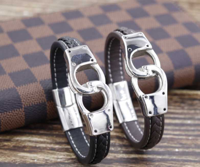 Charm Bracelets Men's Stainless Steel Woven Leather Bracelet Jewelry Trend Student Rope
Charm Bracelets Men's Stainless Steel Woven Leather Bracelet Jewelry Trend Student Rope