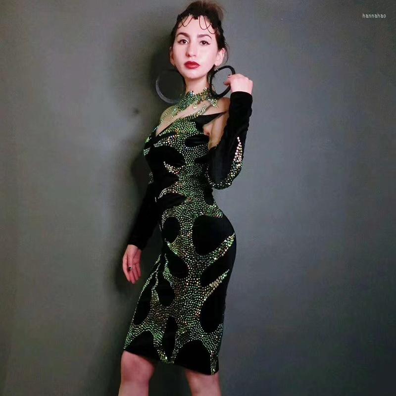 Stage Wear Style Rhinestones Black Dress Prom Evening Dance Clothes Birthday Celebrate Outfit Female Singer DWY2949, Picture shown
Stage Wear Style Rhinestones Black Dress Prom Evening Dance Clothes Birthday Celebrate Outfit Female Singer DWY2949, Picture shown