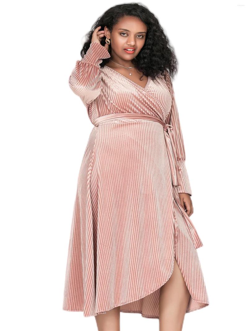Plus Size Dresses Elegant Spring Autumn Long Sleeve Midi Velvet Wrap Dress Women Casual Pink Tie Waist V-neck Formal Party 7XL 8XL
Plus Size Dresses Elegant Spring Autumn Long Sleeve Midi Velvet Wrap Dress Women Casual Pink Tie Waist V-neck Formal Party 7XL 8XL
