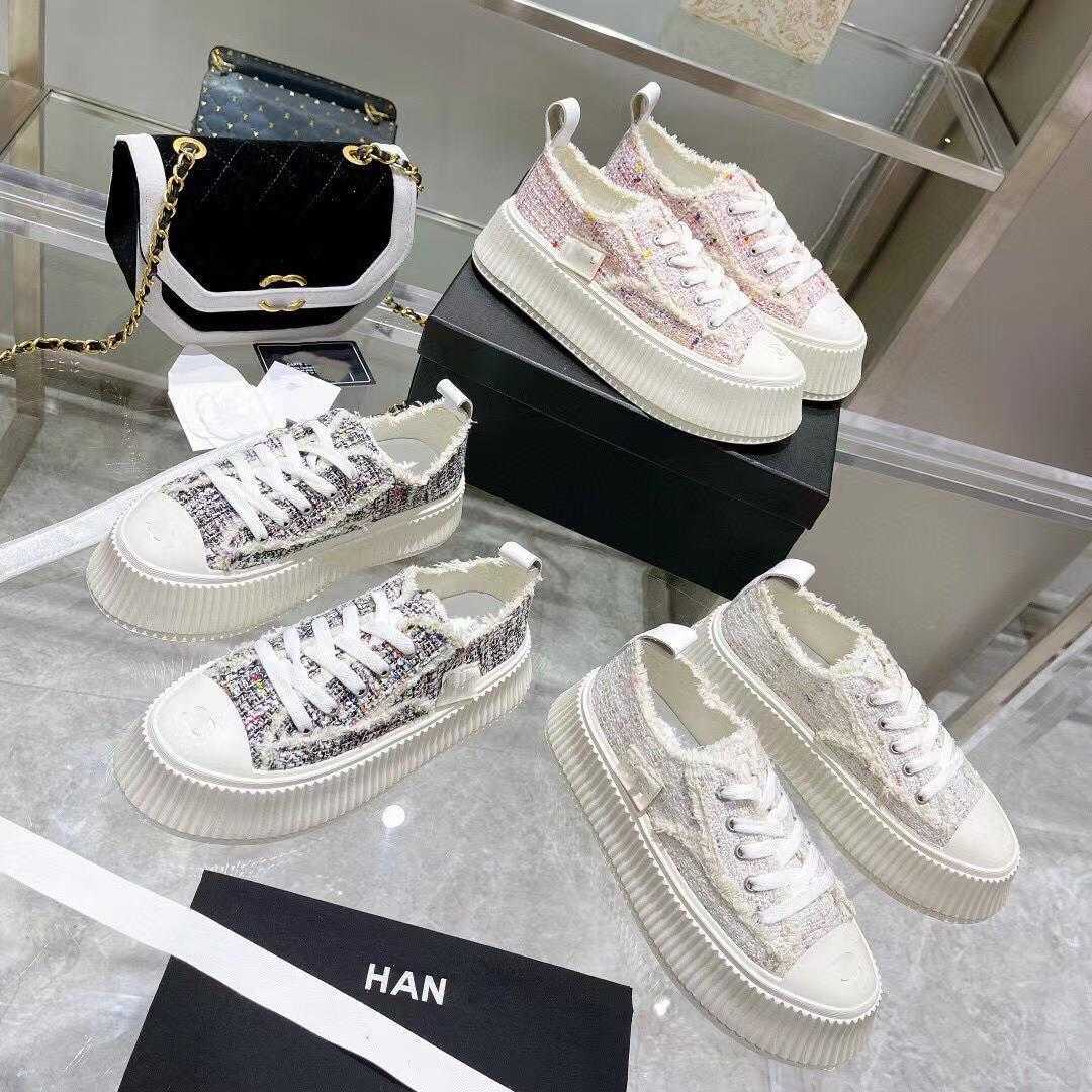 Shoes Small fragrant canvas shoes women's 2023 spring new muffin thick soled shoes versatile woven biscuit shoes high white shoes
Shoes Small fragrant canvas shoes women's 2023 spring new muffin thick soled shoes versatile woven biscuit shoes high white shoes