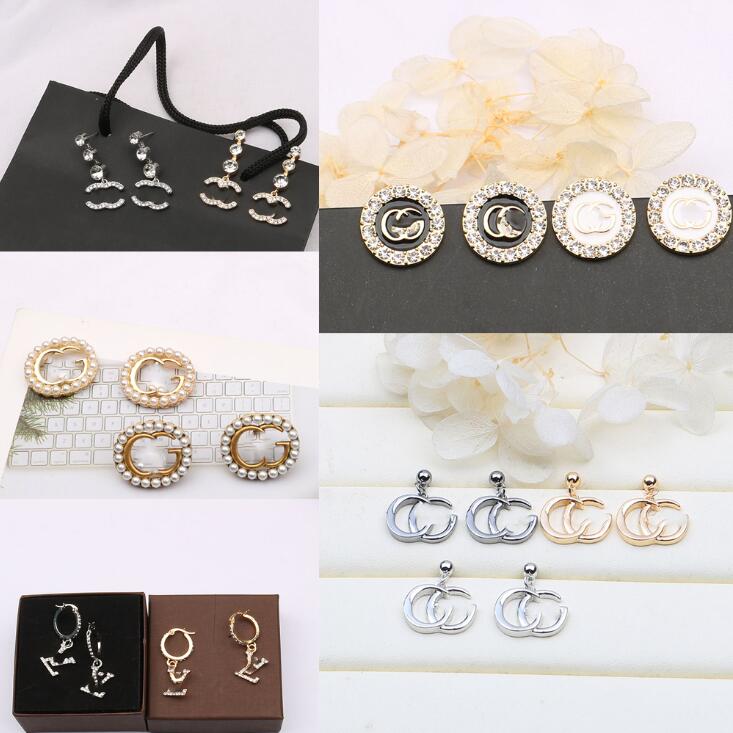 Mixed Random Style Send Fashion Stud Jewelry Luxury Brand 18K Gold Plated Letter Earrings Women Trendy Jewlery Gift Accessories
Mixed Random Style Send Fashion Stud Jewelry Luxury Brand 18K Gold Plated Letter Earrings Women Trendy Jewlery Gift Accessories
