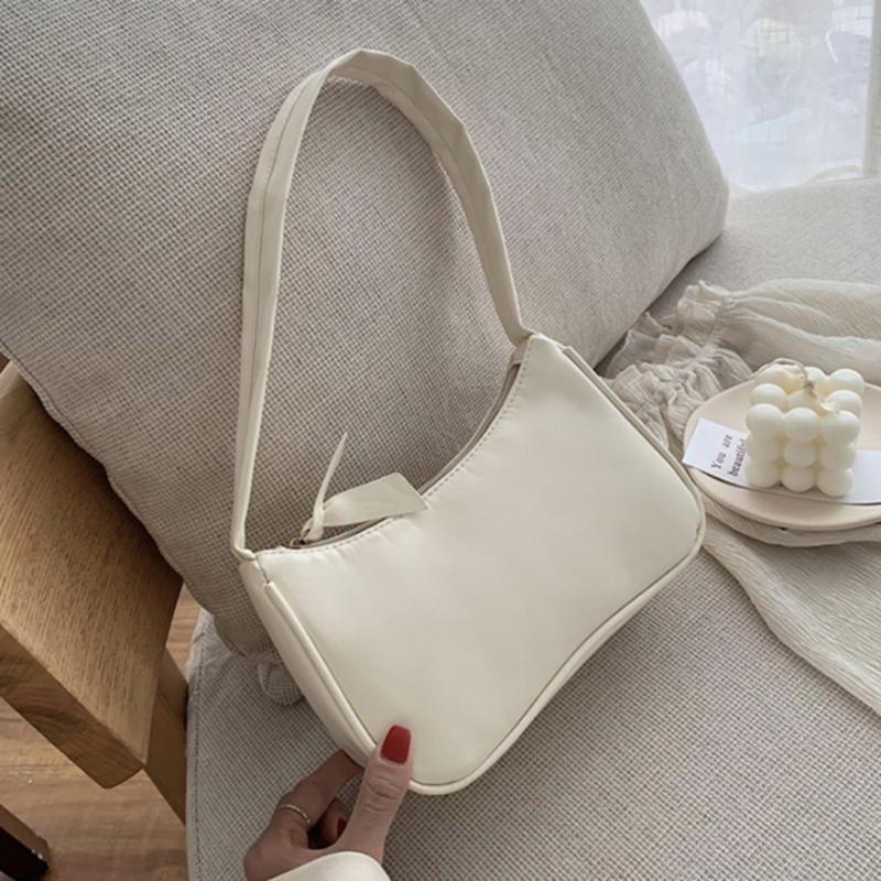Evening Bags Solid Handle Women Retro Handbags PU Leather Shoulder Totes Underarm Vintage Top Female Small Subaxillary Clutch, Purple
Evening Bags Solid Handle Women Retro Handbags PU Leather Shoulder Totes Underarm Vintage Top Female Small Subaxillary Clutch, Purple