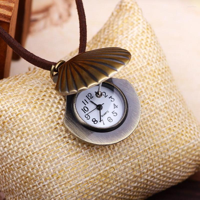 Pocket Watches XG119 Quartz Men Women Bronze Shell Necklace Pendant Leather Watch Chain Relogio Bolso Love Gift
Pocket Watches XG119 Quartz Men Women Bronze Shell Necklace Pendant Leather Watch Chain Relogio Bolso Love Gift