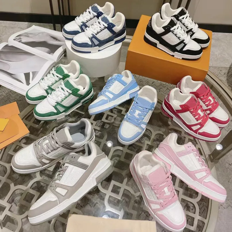 2022 Designer Fashion Casual Shoes Mens Trainer Sneaker Calfskin Leather Vintage Basketball Sneakers Platform 15colors With Box NO401, Black
2022 Designer Fashion Casual Shoes Mens Trainer Sneaker Calfskin Leather Vintage Basketball Sneakers Platform 15colors With Box NO401, Black