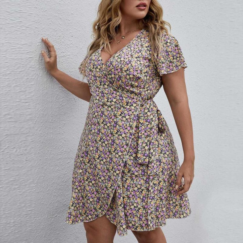 Casual Dresses Summer V Neck Floral Print Party Dress Women Vintage Short Sleeve Mini Spring Loose Bandage Plus Size A-Line 2023, Red
Casual Dresses Summer V Neck Floral Print Party Dress Women Vintage Short Sleeve Mini Spring Loose Bandage Plus Size A-Line 2023, Red