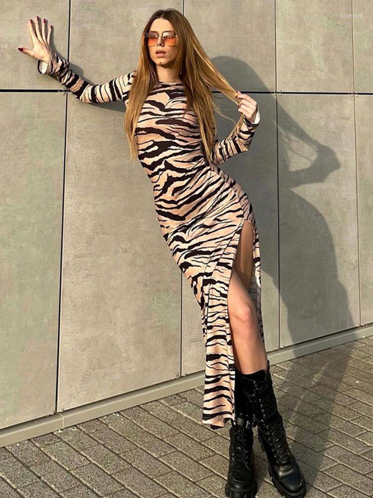 Casual Dresses Kalevest Y2K High Street Bodycon Dress Fairy Grunge Backless Women Glitter Long Skims Gyaru Female Clothes, Zebra printing
Casual Dresses Kalevest Y2K High Street Bodycon Dress Fairy Grunge Backless Women Glitter Long Skims Gyaru Female Clothes, Zebra printing