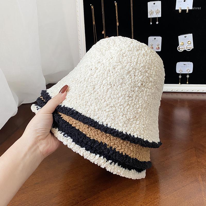Berets Fisherman's Hat Women's Winter Versatile Warm Bucket Small Plush Thickened Fashion, Black
Berets Fisherman's Hat Women's Winter Versatile Warm Bucket Small Plush Thickened Fashion, Black