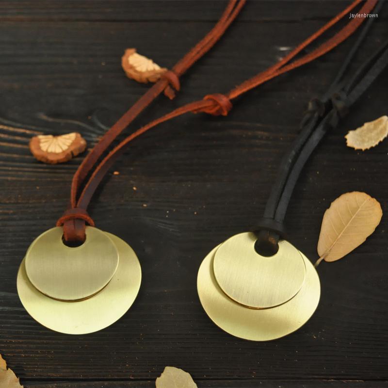 Pendant Necklaces NIUYITID Genuine Leather Jewelry Boys Men Vintage Gold Color Metal Necklace Long Neckless
Pendant Necklaces NIUYITID Genuine Leather Jewelry Boys Men Vintage Gold Color Metal Necklace Long Neckless