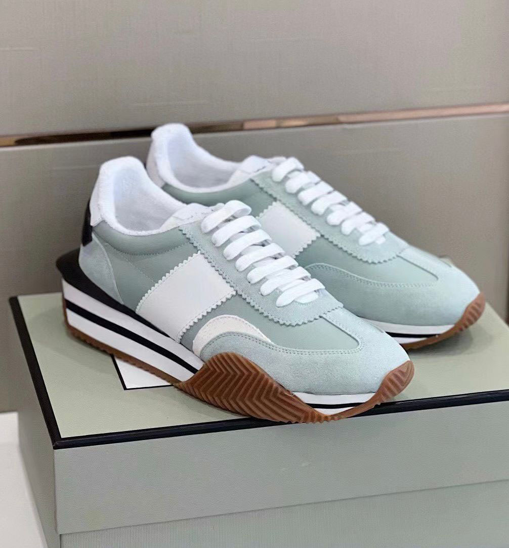 Top Fashion James Men Sneaker Shoes Side Stripe Trainer Suede & Nylon Skateboard Walking Chunky Rubber Sole Lace Up Comfort Footwear EU 38-46
Top Fashion James Men Sneaker Shoes Side Stripe Trainer Suede & Nylon Skateboard Walking Chunky Rubber Sole Lace Up Comfort Footwear EU 38-46