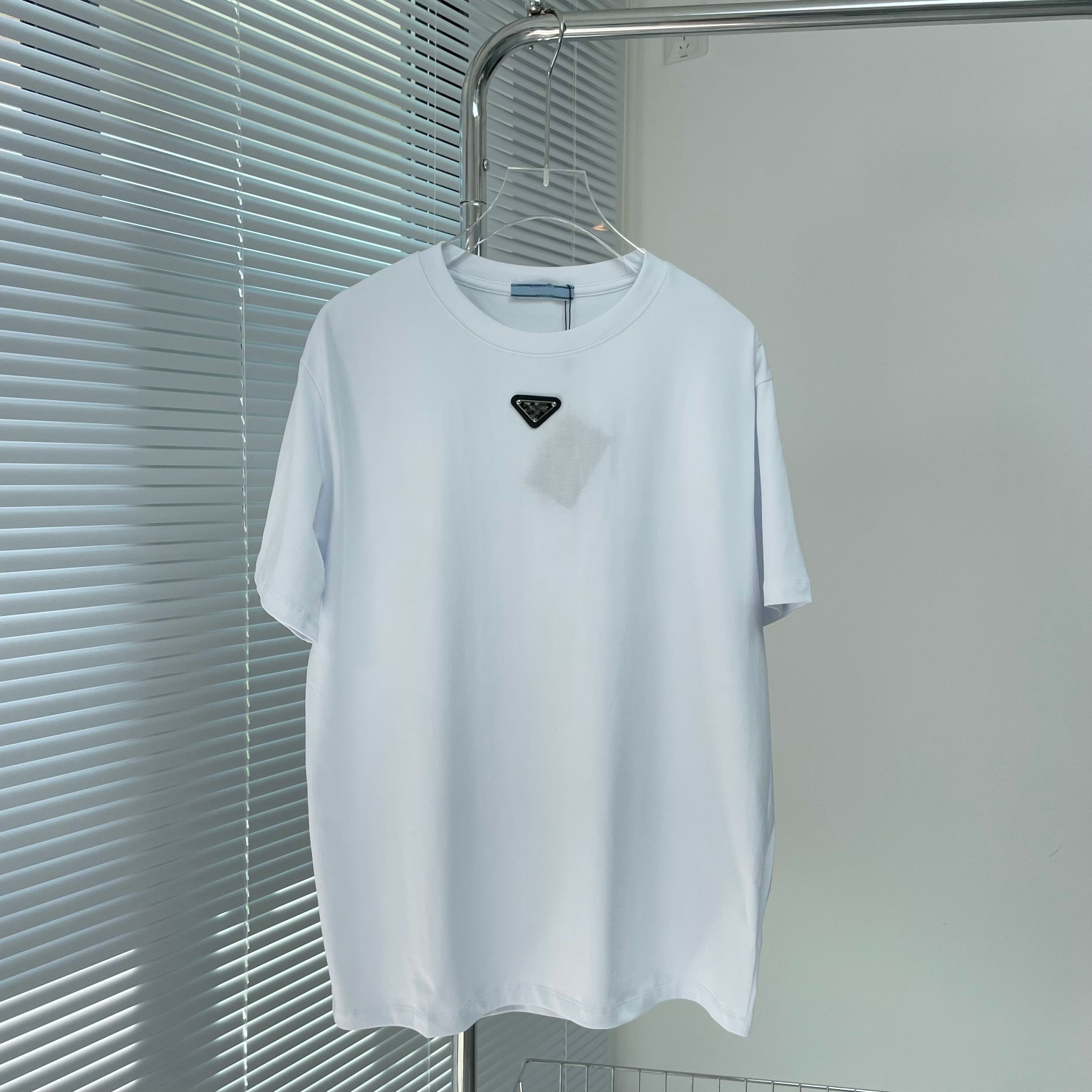 2023 summer newest fashions mens fashion designer luxury t shirts ~ US SIZE tshirts ~ tops mens top quality designer short sleeve t shirts, White
2023 summer newest fashions mens fashion designer luxury t shirts ~ US SIZE tshirts ~ tops mens top quality designer short sleeve t shirts, White