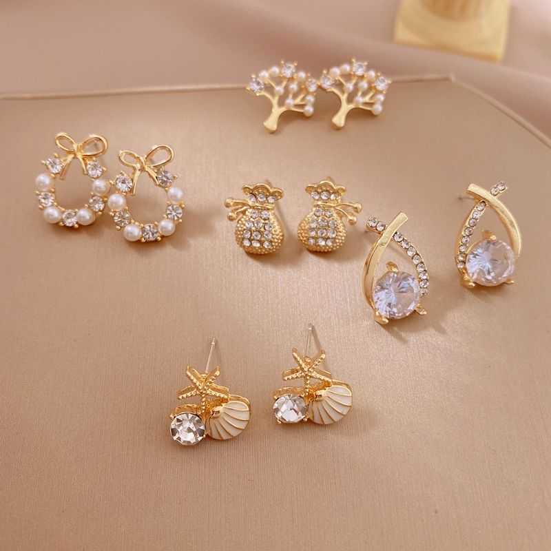 Charm Pendant Necklaces Five-pair suit 2023 new fashion net red temperament high quality light luxury earrings
Charm Pendant Necklaces Five-pair suit 2023 new fashion net red temperament high quality light luxury earrings