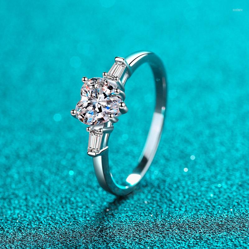 Cluster Rings Real Moissanite Ring 1.2CT Heart White Gold Plated Sterling Silver Fine Jewelry For Women Gift
Cluster Rings Real Moissanite Ring 1.2CT Heart White Gold Plated Sterling Silver Fine Jewelry For Women Gift