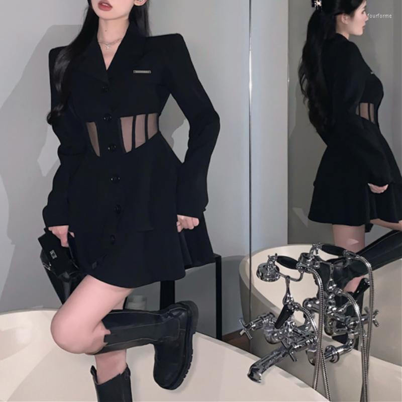 Casual Dresses Vintage Fishbone Mesh Stitching Long-sleeved Dress Women 2023 Winter Sexy Hollow Single-breasted Black Mini
Casual Dresses Vintage Fishbone Mesh Stitching Long-sleeved Dress Women 2023 Winter Sexy Hollow Single-breasted Black Mini
