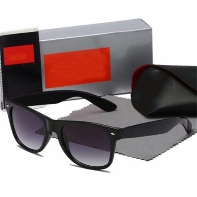 Children's Vintage Sunglasses Polarized Lenses Unisex Wayfarer Sunglasses Men Women Brand Design Sun Glasses Oculos De Sol With Box
Children's Vintage Sunglasses Polarized Lenses Unisex Wayfarer Sunglasses Men Women Brand Design Sun Glasses Oculos De Sol With Box