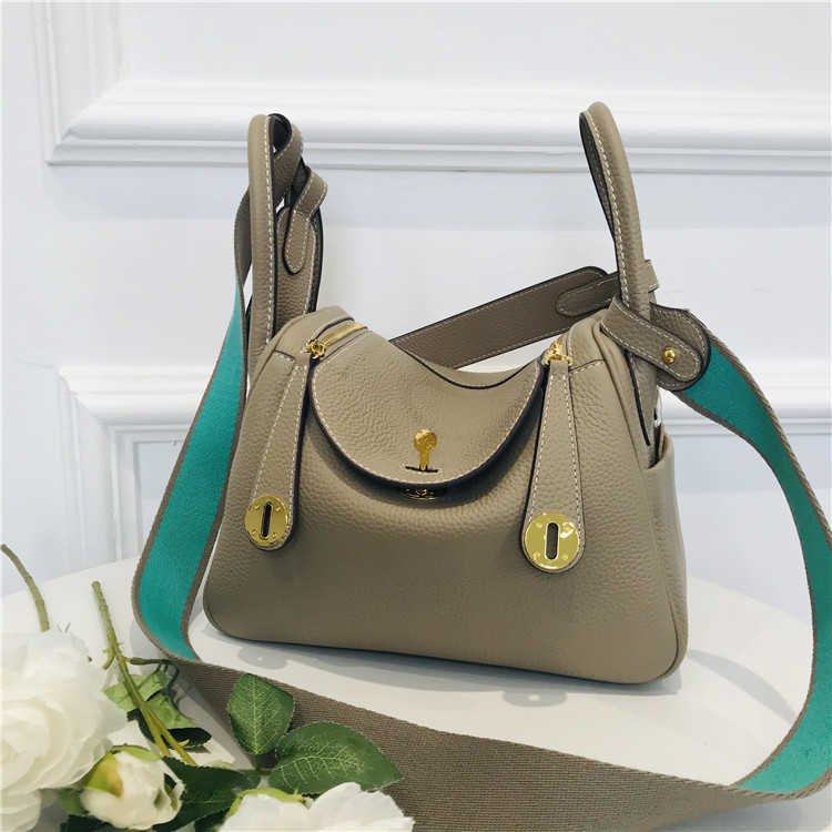 Designer Herme Lindi Bags online outlet 2023 New Headband Cowhide Mini Bag Gold Buckle Shoulder Belt Fashion, Khaki 1
Designer Herme Lindi Bags online outlet 2023 New Headband Cowhide Mini Bag Gold Buckle Shoulder Belt Fashion, Khaki 1