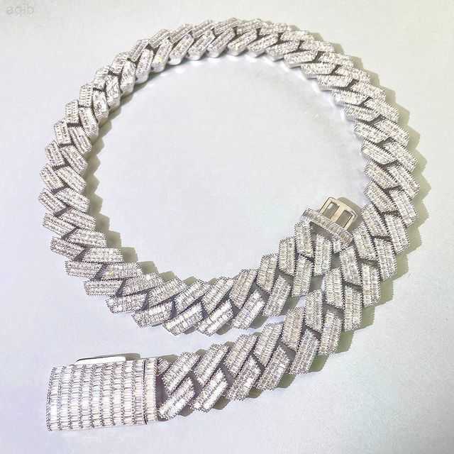 22mm Silver Plated Double Row Rectangle Cz Cubic Zirconia Chunky Big Cuban Chain for Men
22mm Silver Plated Double Row Rectangle Cz Cubic Zirconia Chunky Big Cuban Chain for Men