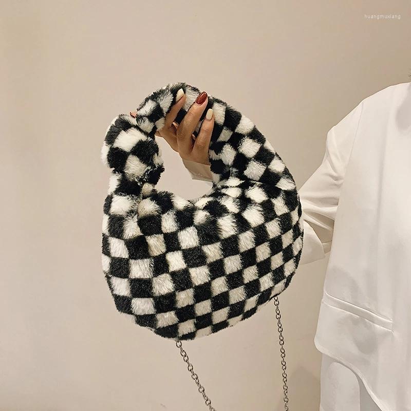 Evening Bags Luxury Designer Wool Bag Women Female Crossbody Fashion Candy Color Shoulder Checkerboard Plush Chain Purse
Evening Bags Luxury Designer Wool Bag Women Female Crossbody Fashion Candy Color Shoulder Checkerboard Plush Chain Purse
