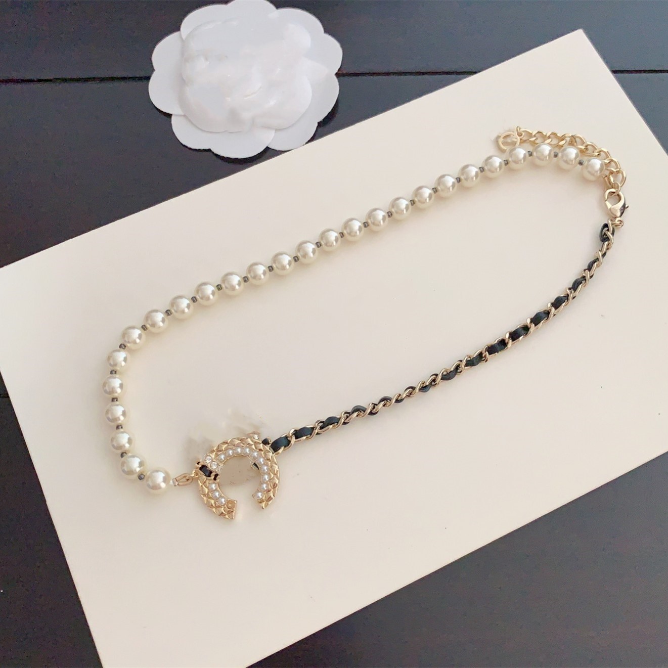 Luxury Brand Designer Double Letter Pendant channel Necklaces Simple Crysatl Pearl Rhinestone Sweater Newklace Wedding Party Jewerlry Accessories xx3
Luxury Brand Designer Double Letter Pendant channel Necklaces Simple Crysatl Pearl Rhinestone Sweater Newklace Wedding Party Jewerlry Accessories xx3
