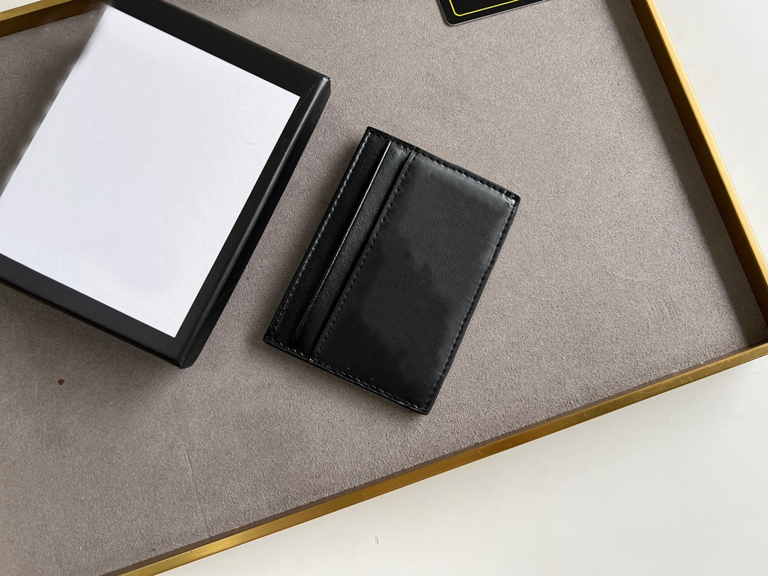 High quality luxury designer purse coin purse mini card purse fashion pocket pocket men's nylon women's coin leather handbag animal famous
High quality luxury designer purse coin purse mini card purse fashion pocket pocket men's nylon women's coin leather handbag animal famous