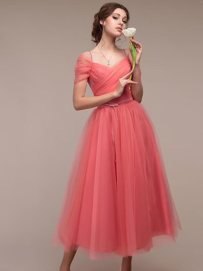 Party Dresses Sexy Lace Up Satin Dress Summer Fashion Sling Temperament Folds High Waist Solid Pullover Elegant Women Cascading Ruffle, Blue
Party Dresses Sexy Lace Up Satin Dress Summer Fashion Sling Temperament Folds High Waist Solid Pullover Elegant Women Cascading Ruffle, Blue